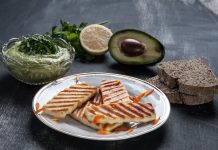 Zakaj so proteini tako pomembni za športno aktivne + RECEPT