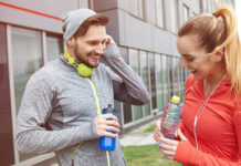 Kaj je dobro piti med vadbo? Kaj piti med vadbo